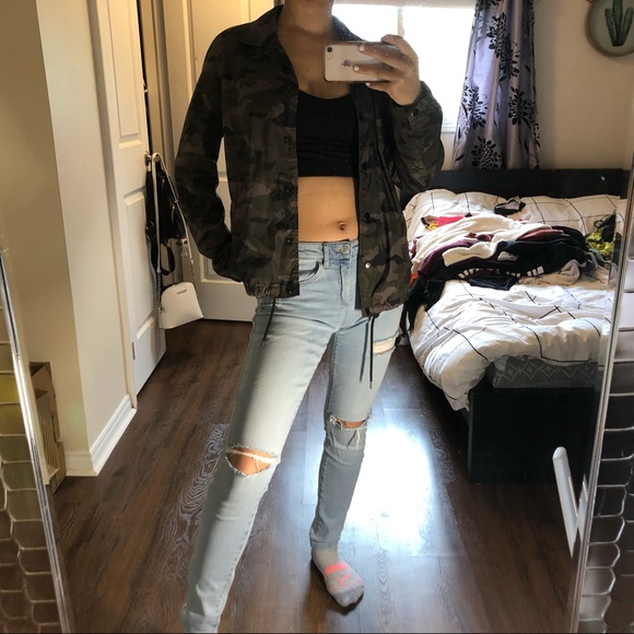 American Eagle Camp Windbreaker - Picture 2 of 4